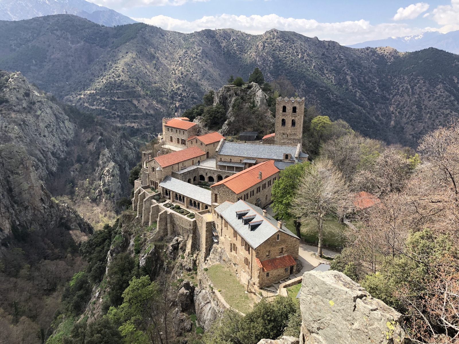 รูปถ่าย ฝรั่งเศส(France) แอบบีแซ็งมาร์แต็งดูกานีกู(Abbaye Saint Martin du Canigou) 2018-04 70