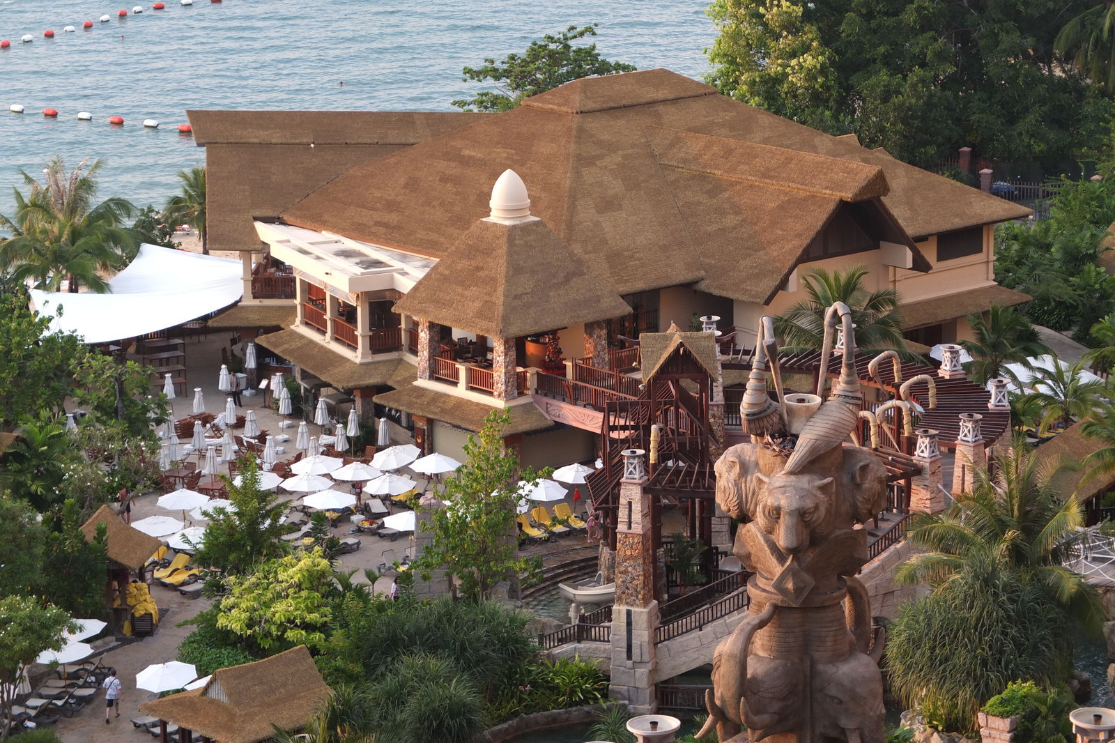รูปถ่าย ไทย(Thailand) พัทยา(Pattaya) โรงแรมเซ็นทารา(Centara Hotel) 2012-12 32