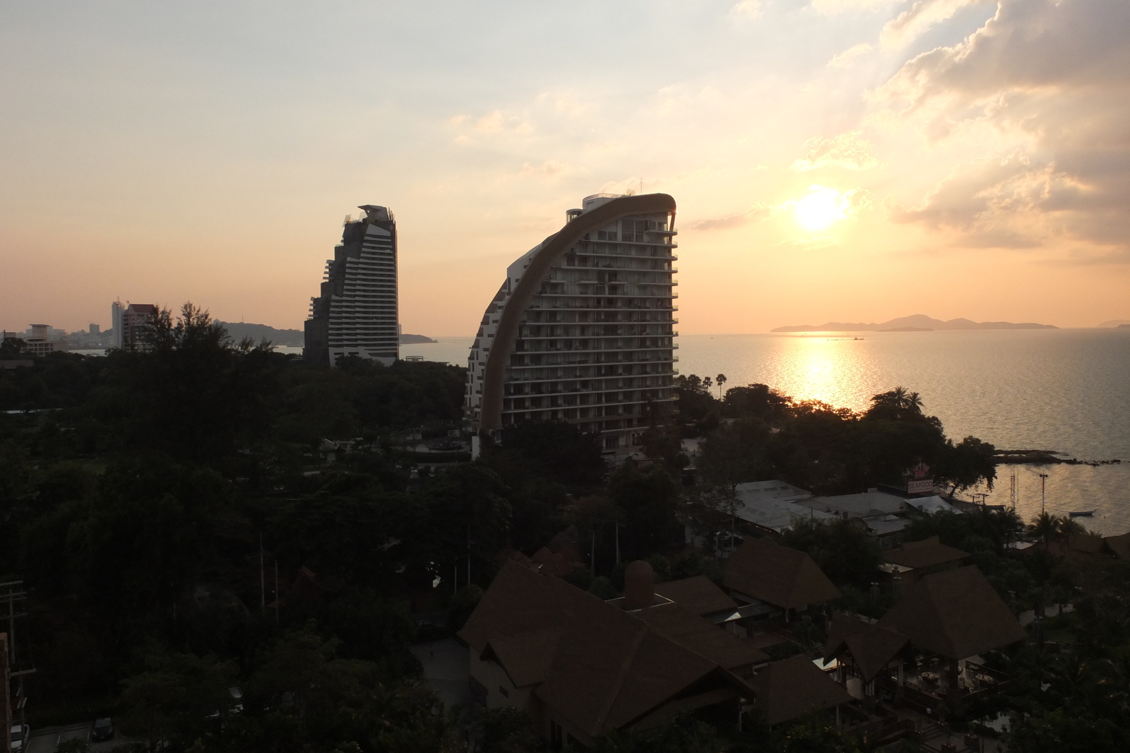 รูปถ่าย ไทย(Thailand) พัทยา(Pattaya) โรงแรมเซ็นทารา(Centara Hotel) 2012-12 24