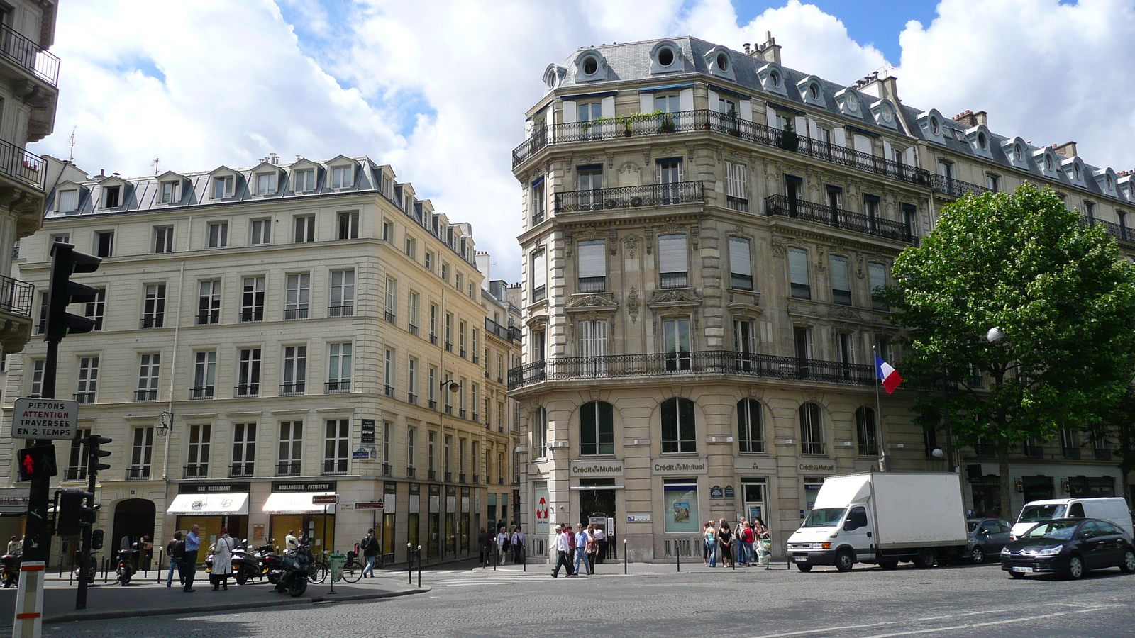 รูปถ่าย ฝรั่งเศส(France) ปารีส(Paris) บูเลอวาร์ด  มาเลแอร์บ(Boulevard Malesherbes) 2007-05 77