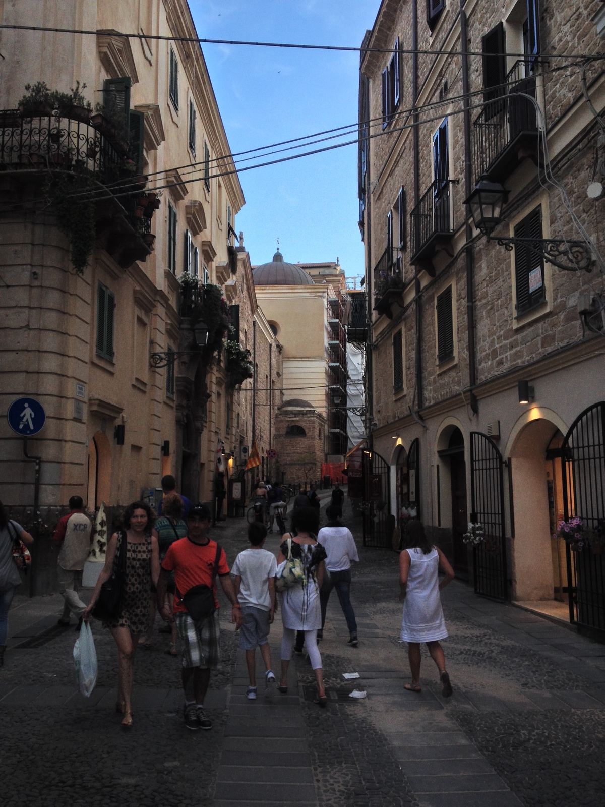 รูปถ่าย อิตาลี(Italy) ซาร์ดิเนีย(Sardinia) อัลเกโร(Alghero) 2015-06 25