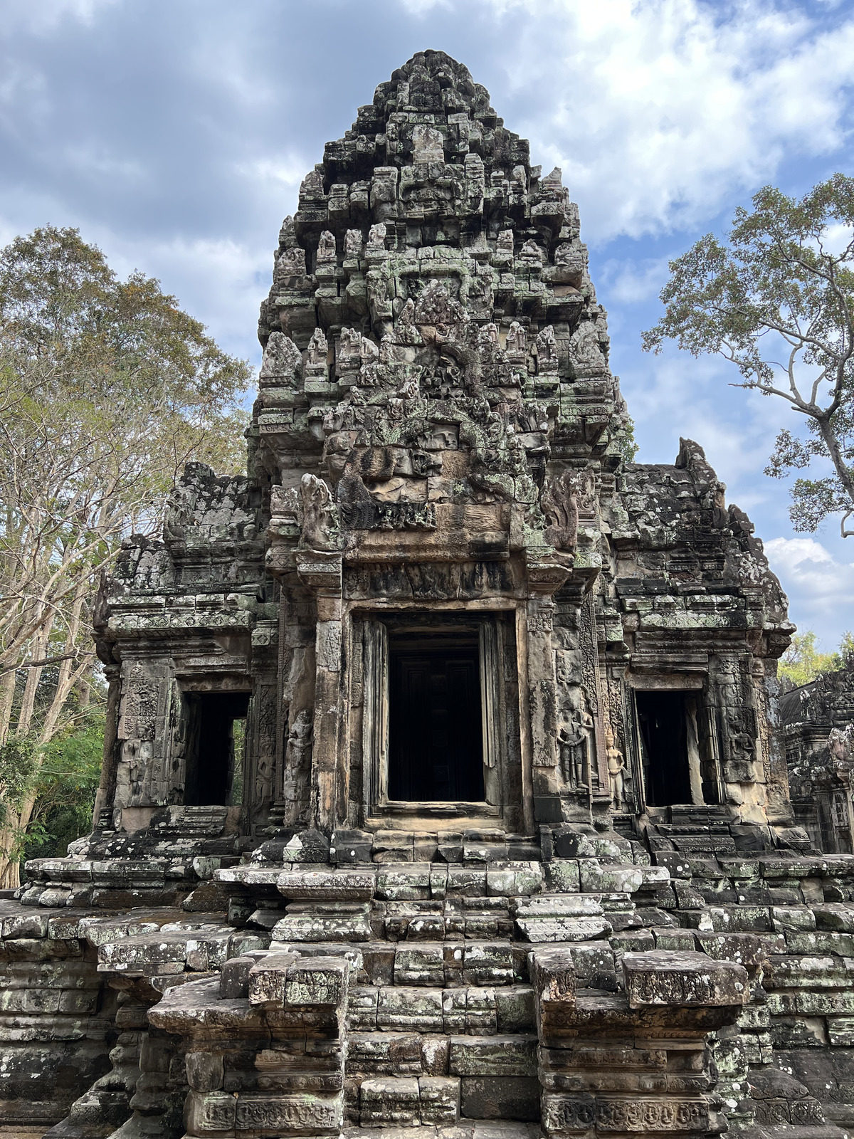 รูปถ่าย กัมพูชา(Cambodia) เสียมราฐ(Siem Reap) ปราสาทธมมานนท์(Thommanon) 2023-01 26