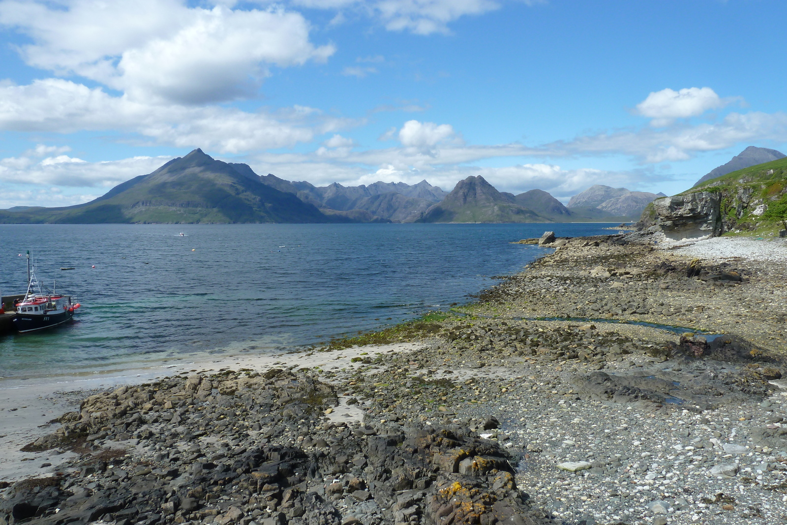 รูปถ่าย อังกฤษ(United Kingdom) เกาะสกาย(Skye) เทือกเขาคูลิน(The Cuillin) 2011-07 42