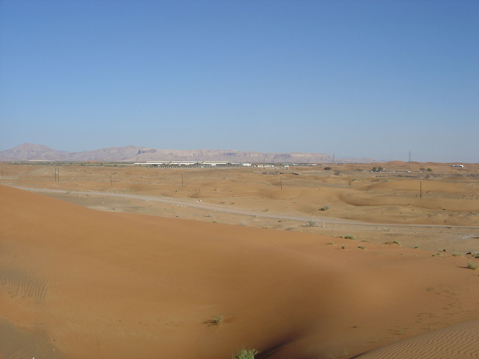 รูปถ่าย สหรัฐอาหรับเอมิเรตส์(United Arab Emirates) จากดูไบไปถนนอัลอิน(Dubai to Al Ain road) 2005-03 2