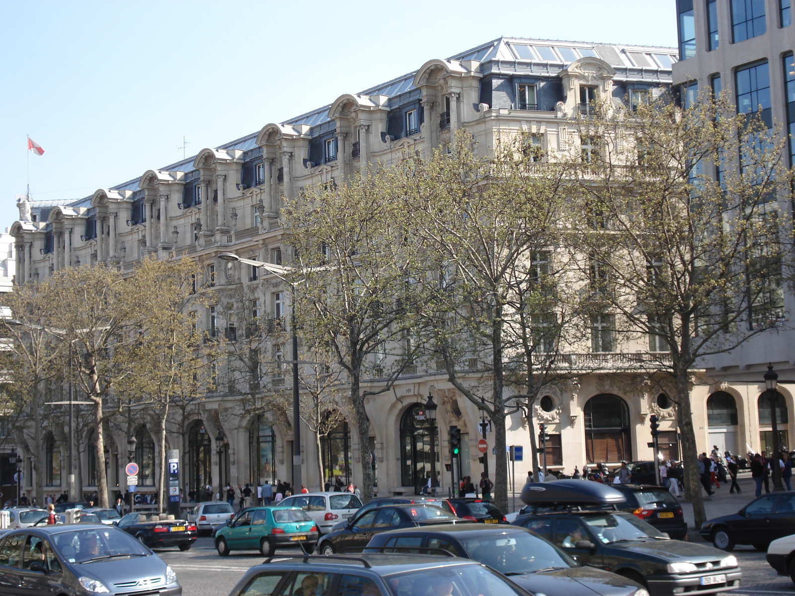 รูปถ่าย ฝรั่งเศส(France) ปารีส(Paris) ช็องเซลีเซ(Champs Elysees) 2006-04 37