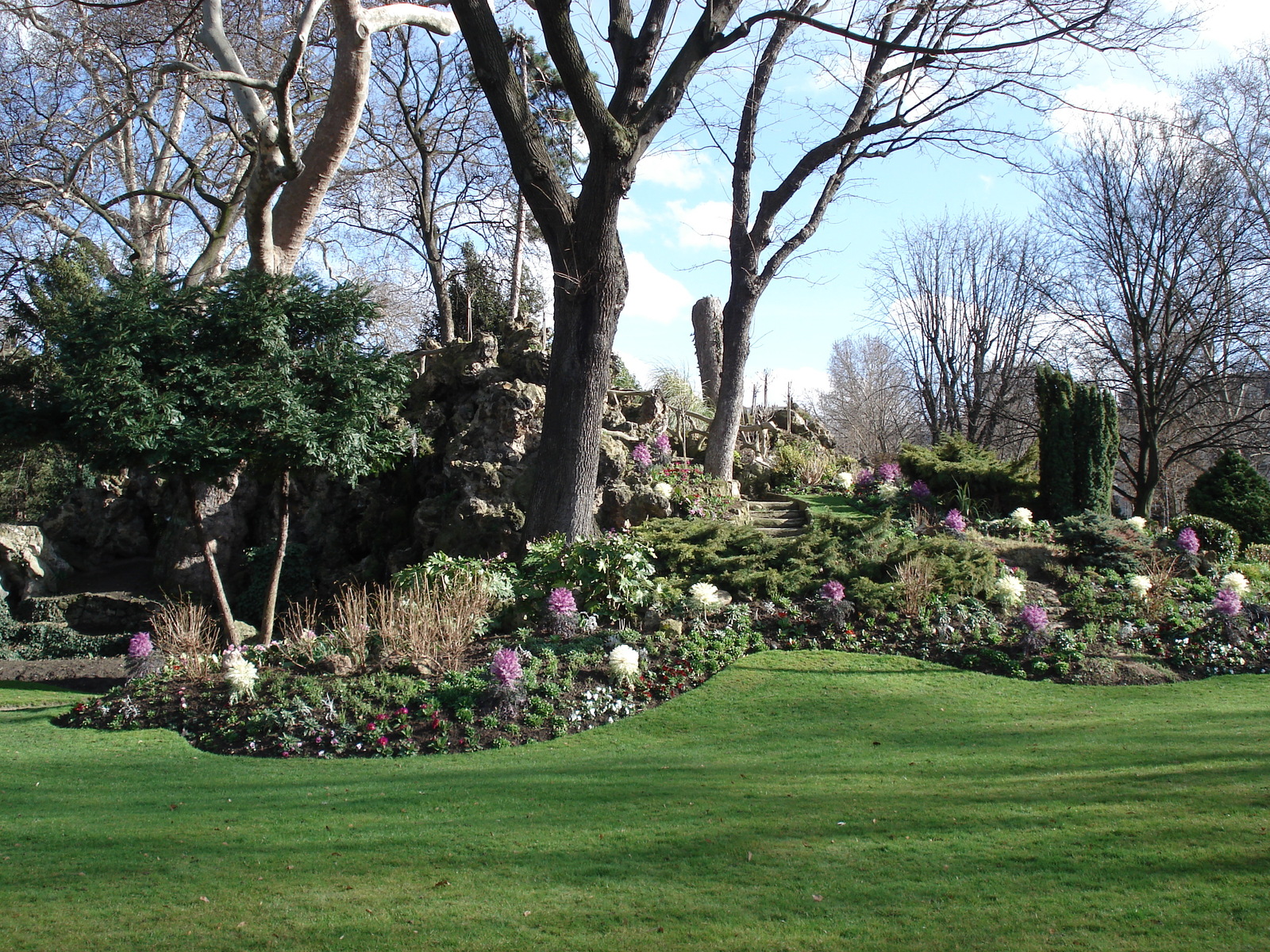 รูปถ่าย ฝรั่งเศส(France) ปารีส(Paris) สวนมงโซ(Monceau Garden) 2006-03 24