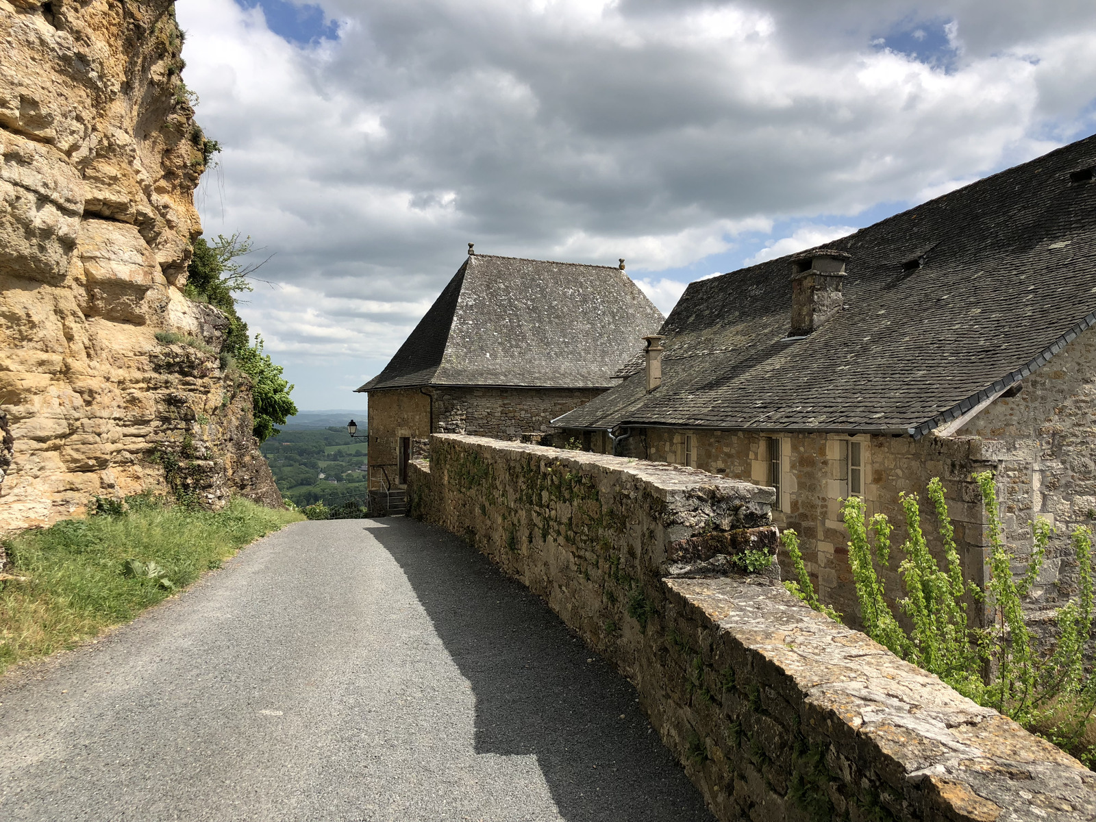 รูปถ่าย ฝรั่งเศส(France) ตูแรน(Turenne) 2018-04 57