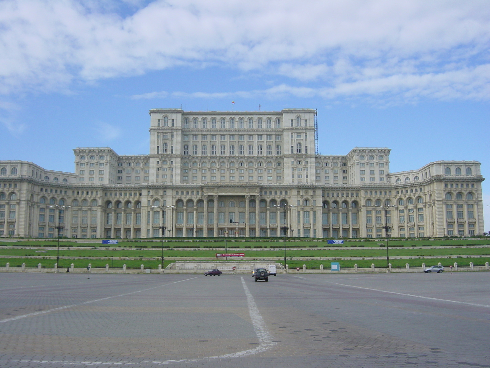 รูปถ่าย โรมาเนีย(Romania) บูคาเรสต์(Bucharest) 2003-10 64