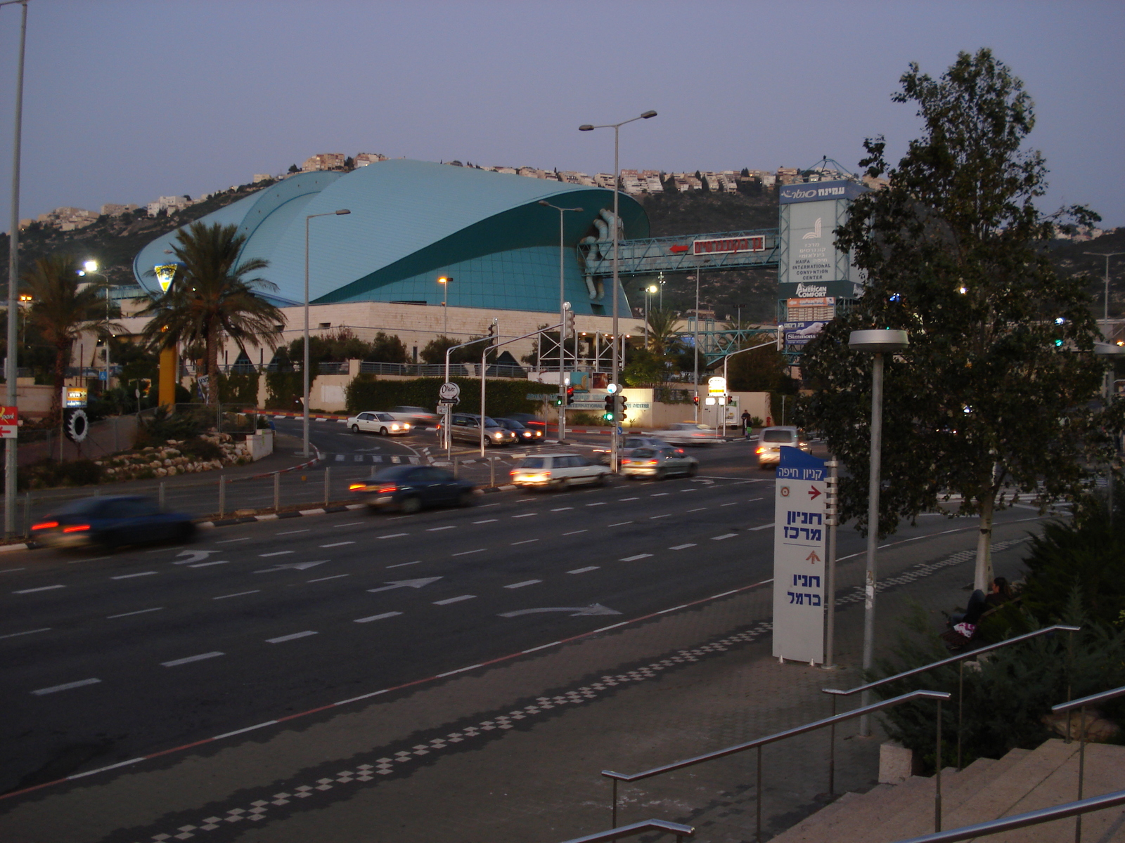 รูปถ่าย อิสราเอล(Israel) ไฮฟา(Haifa) ห้างไฮฟามอลล์(Haifa mall) 2006-12 1