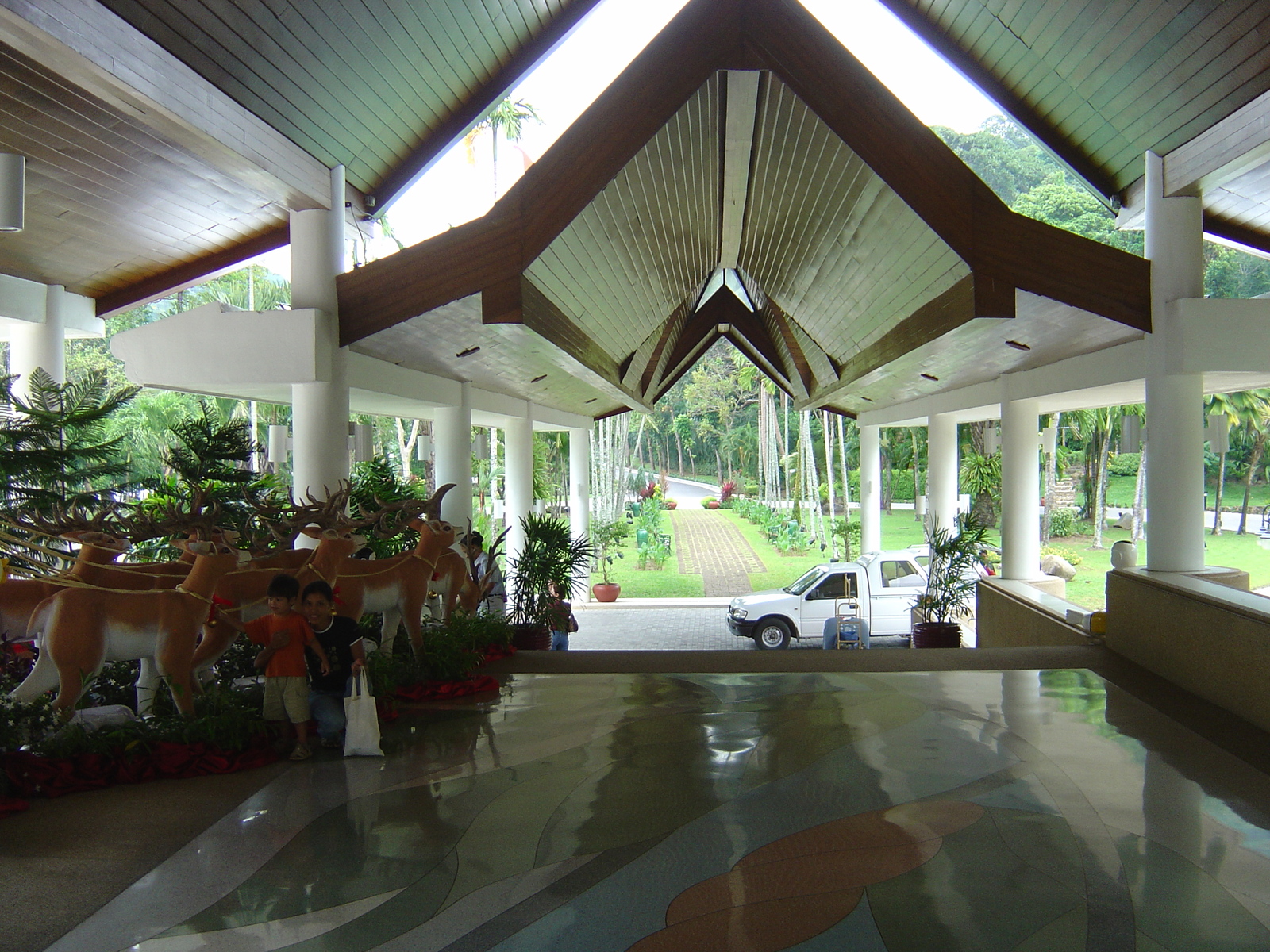 รูปถ่าย ไทย(Thailand) ภูเก็ต(Phuket) โรงแรมเลอเมอริเดียน ภูเก็ตบีช(Meridien Phuket Beach Hotel) 2005-12 96