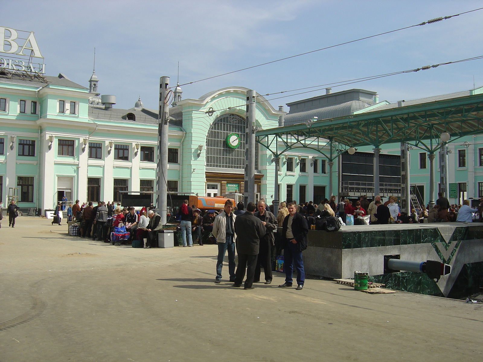 รูปถ่าย รัสเซีย(Russia) มอสโก(Moscow) ถนนตแวร์สกายา(Tverskaya Street) 2005-04 21