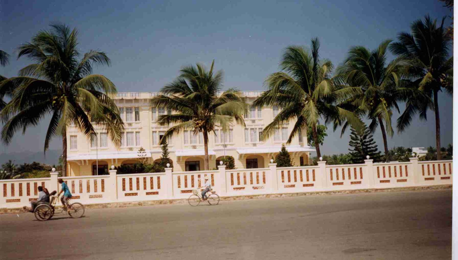 รูปถ่าย เวียดนาม(Vietnam) นาชัง(Nha Trang) 1995-12 1