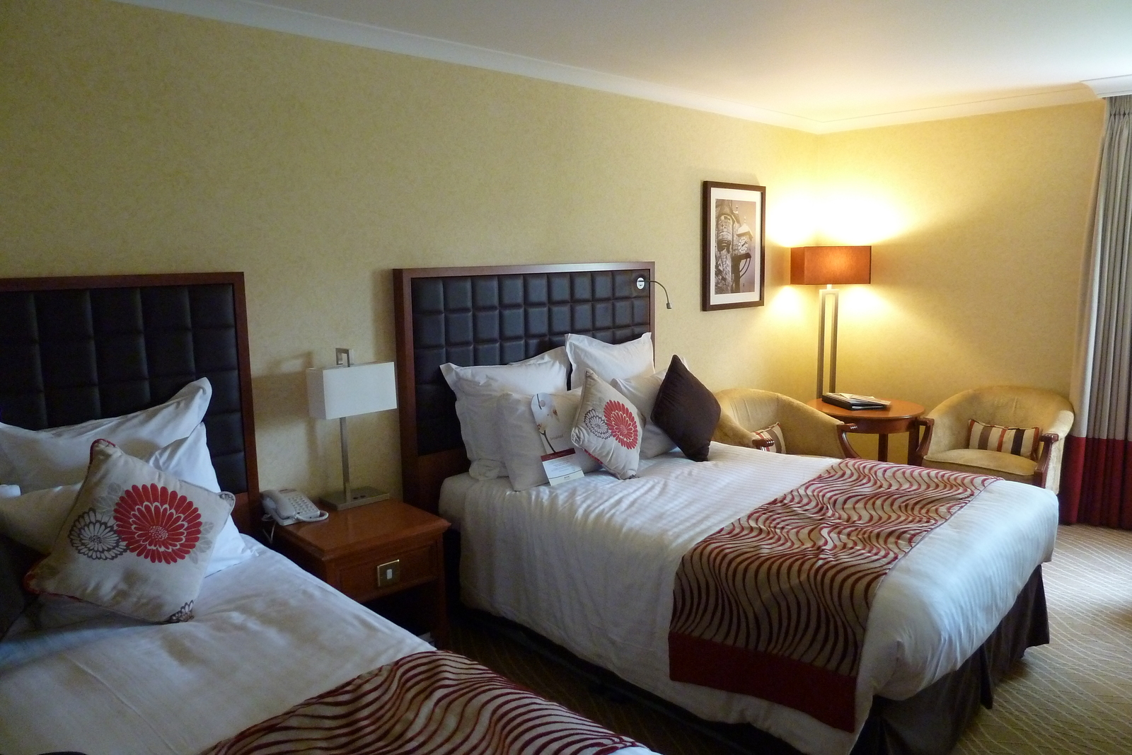 รูปถ่าย อังกฤษ(United Kingdom) เอดินบะระ(Edinburgh) โรงแรมแมริออท(Marriott Hotel) 2011-07 9