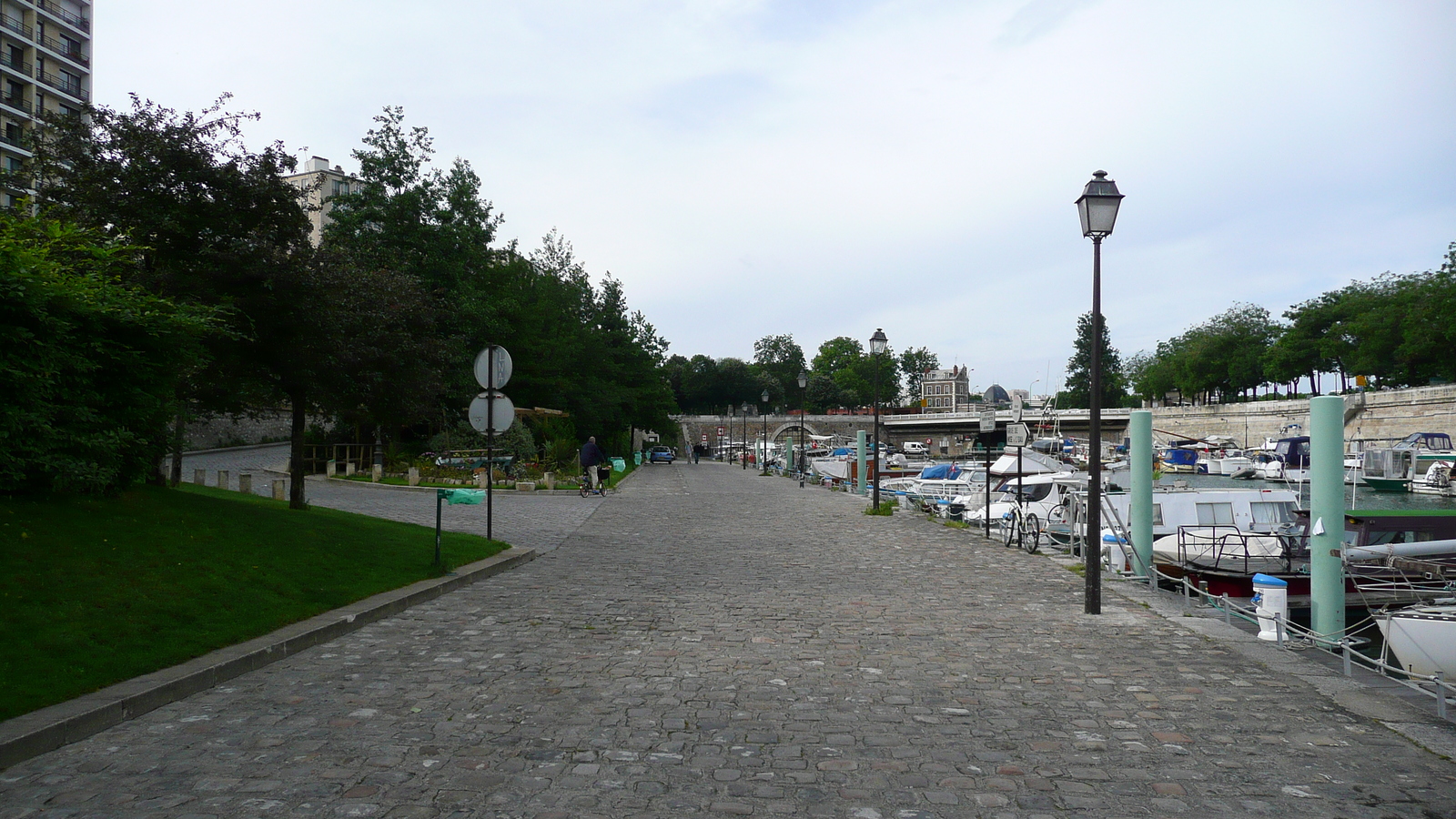 รูปถ่าย ฝรั่งเศส(France) ปารีส(Paris) ท่าเรือบัสตีย์(Bastille Harbour) 2007-06 14