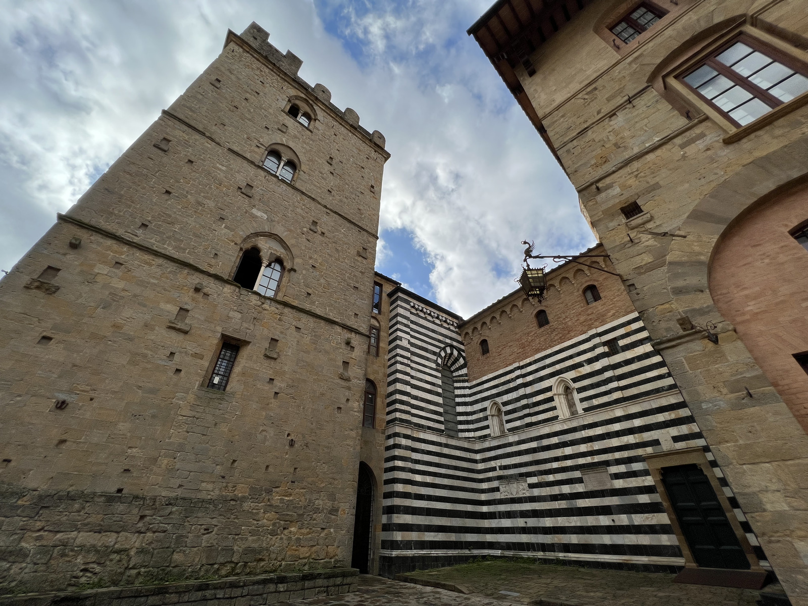 รูปถ่าย อิตาลี(Italy) วอลแตร์รา(Volterra) 2021-09 9