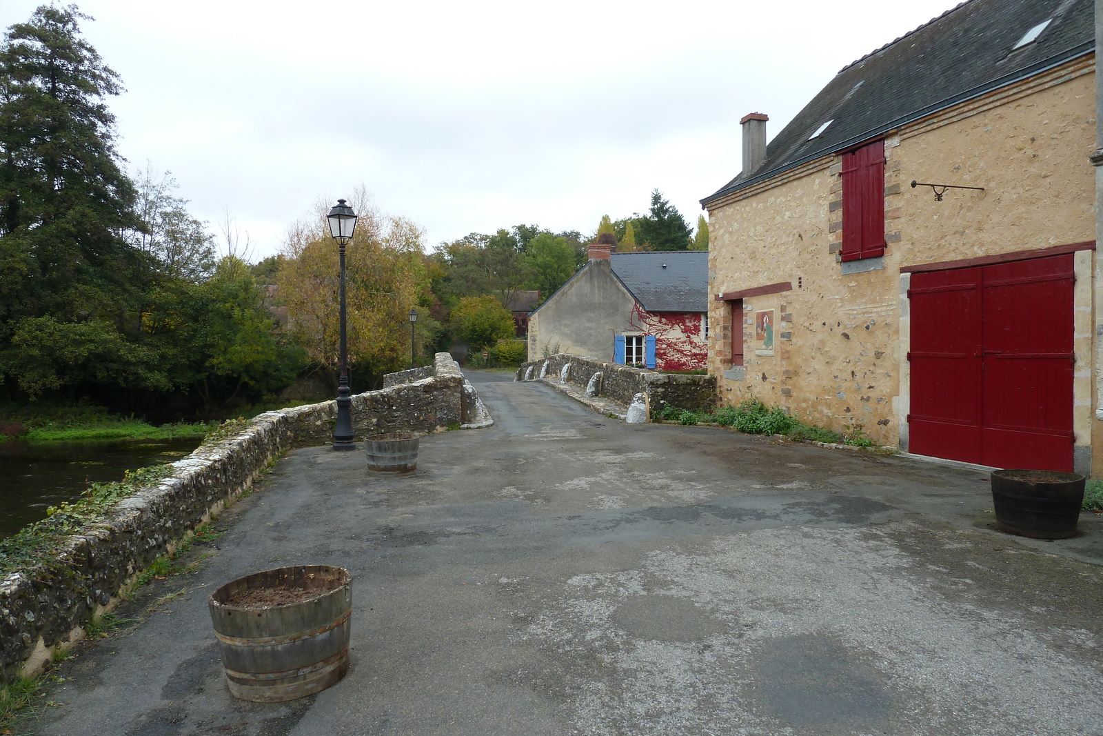 รูปถ่าย ฝรั่งเศส(France) อาญีแยร์-ซูร์-แวกร์(Asnieres sur Vegre) 2010-11 14