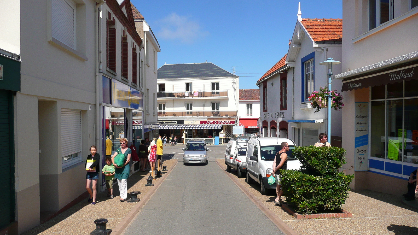 รูปถ่าย ฝรั่งเศส(France) เพรฟาย(Prefailles) ถนนกร็องด์รู(Grande Rue) 2007-07 1