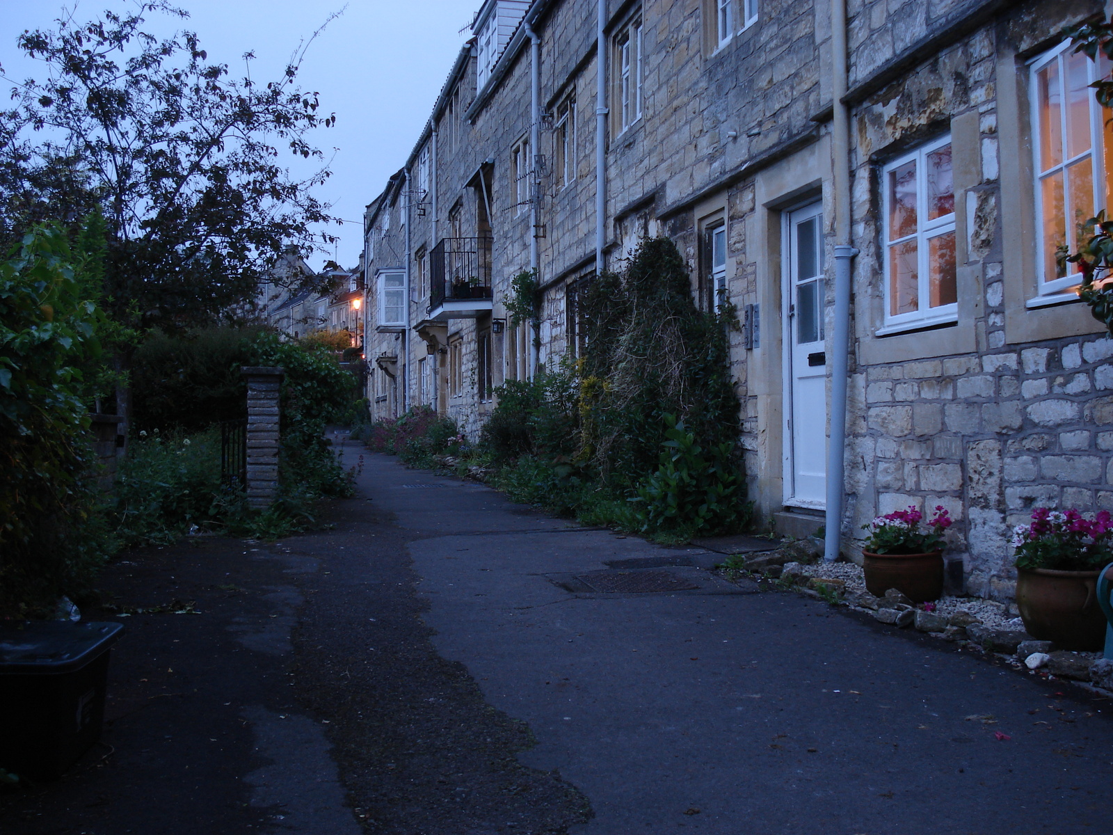 รูปถ่าย อังกฤษ(United Kingdom) แบรดฟอร์ดออนเอวอน(Bradford on Avon) 2006-05 11