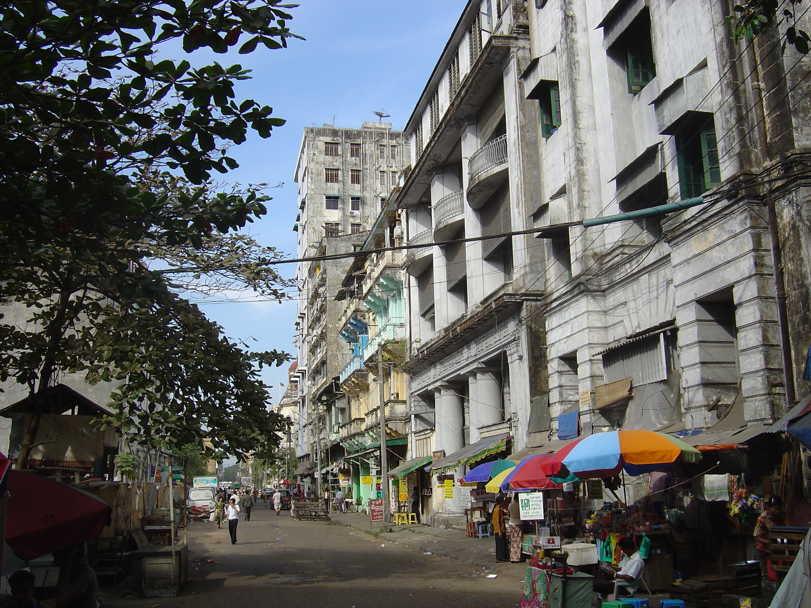 รูปถ่าย พม่า(Myanmar) ย่างกุ้ง(Yangon) 2005-01 210