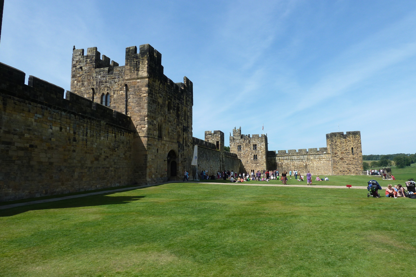 รูปถ่าย อังกฤษ(United Kingdom) สกอตแลนด์(Scotland) แอนนิก(Alnwick) 2011-07 9