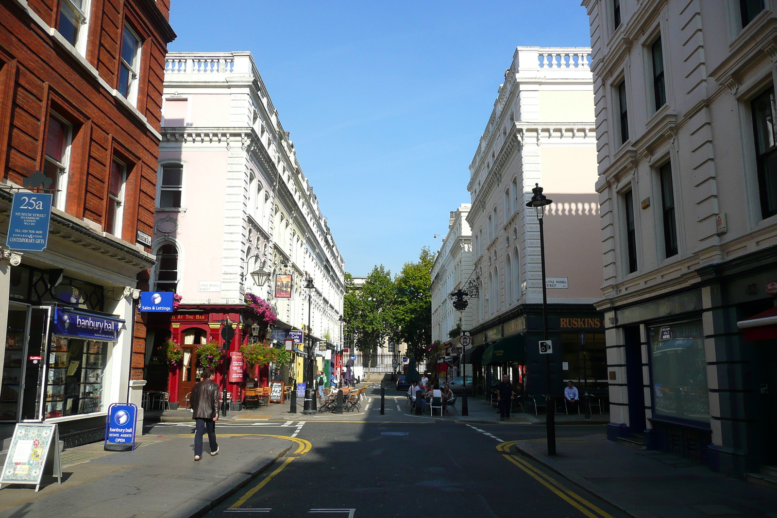 รูปถ่าย อังกฤษ(United Kingdom) ลอนดอน(London) ถนนมิวเซียม(Museum Street) 2007-09 7