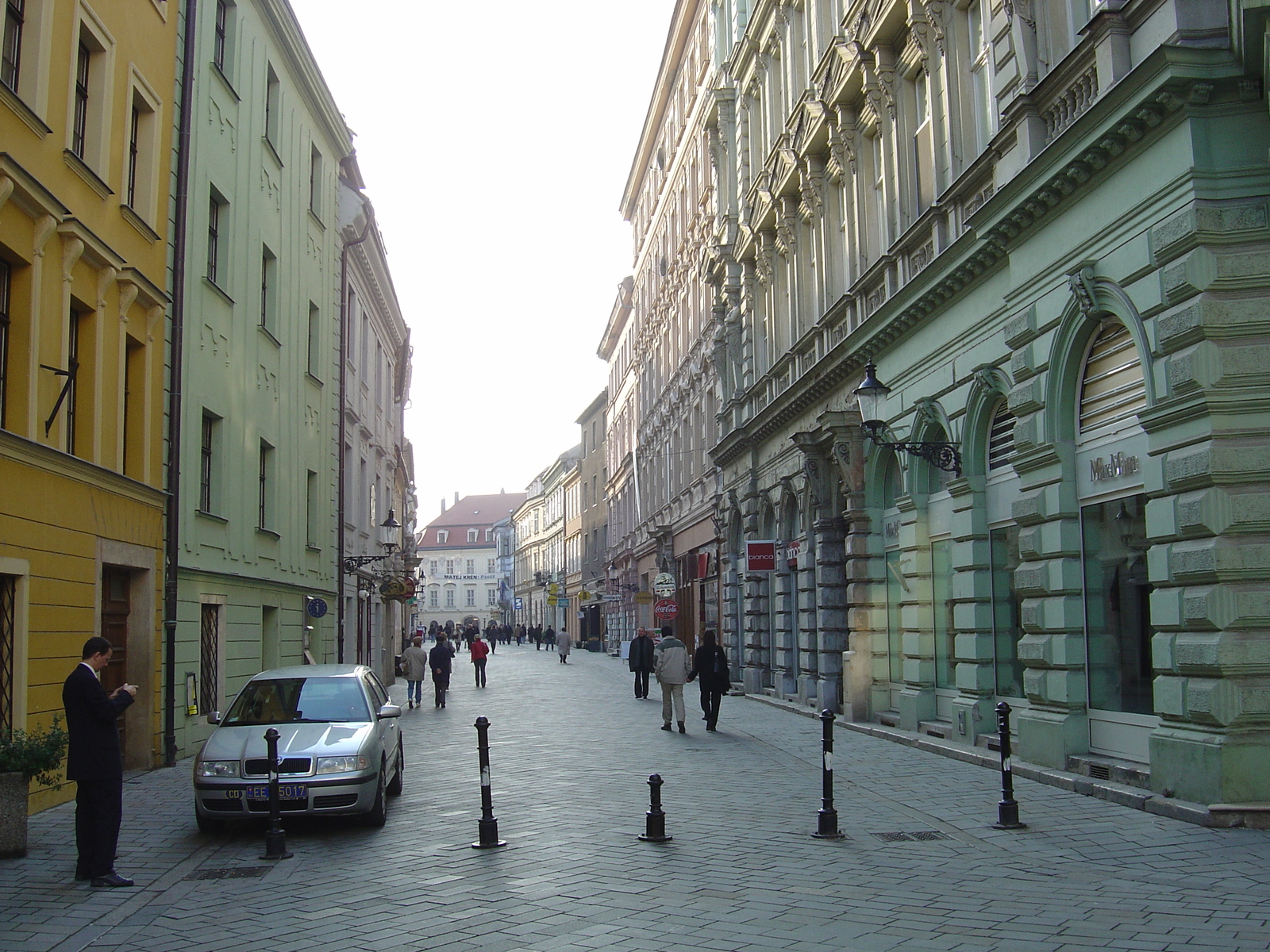 รูปถ่าย สโลวะเกีย(Slovakia) บราทิสลาวา(Bratislava) 2004-11 28