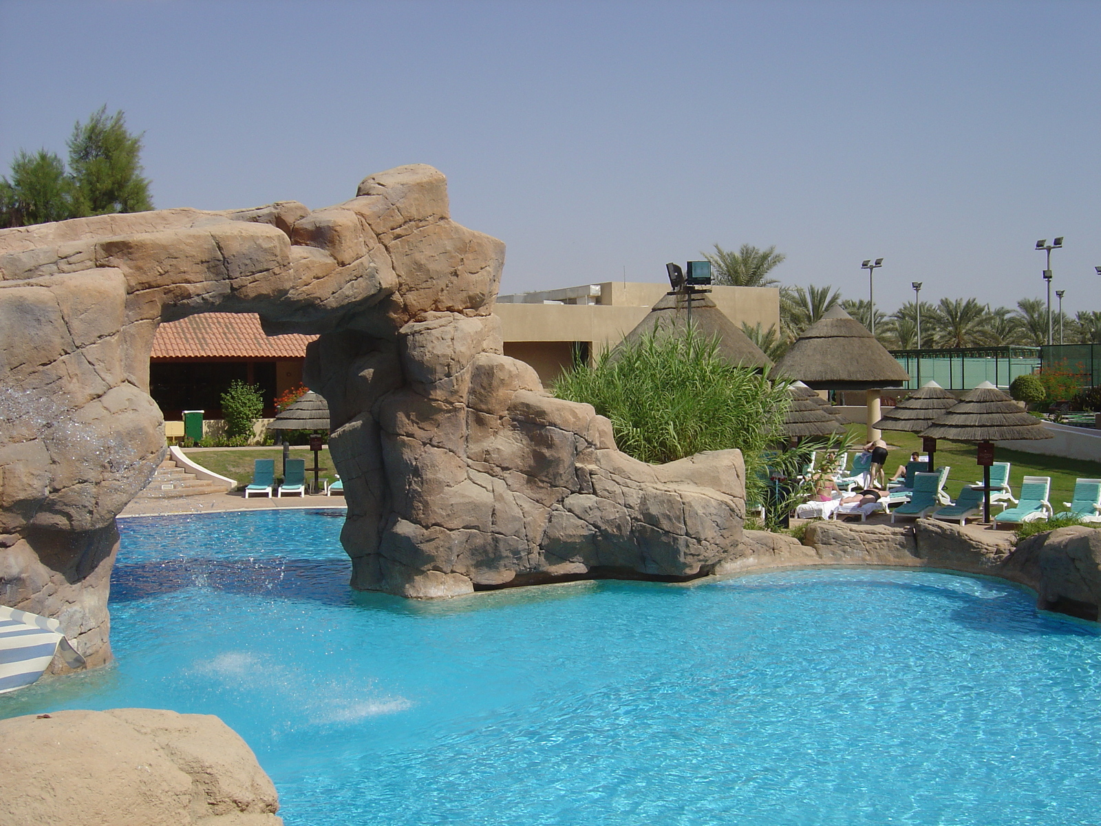 รูปถ่าย สหรัฐอาหรับเอมิเรตส์(United Arab Emirates) อาเลอิน(Al Ain) โรงแรมอินเตอร์คอนติเนนตัล(Intercontinental Hotel) 2005-11 1