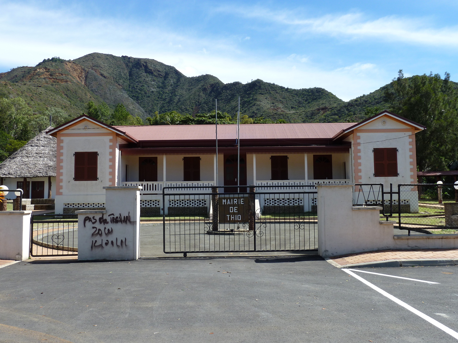 รูปถ่าย นิวแคลิโดเนีย(New Caledonia) ทีโอ(Thio) 2010-05 37