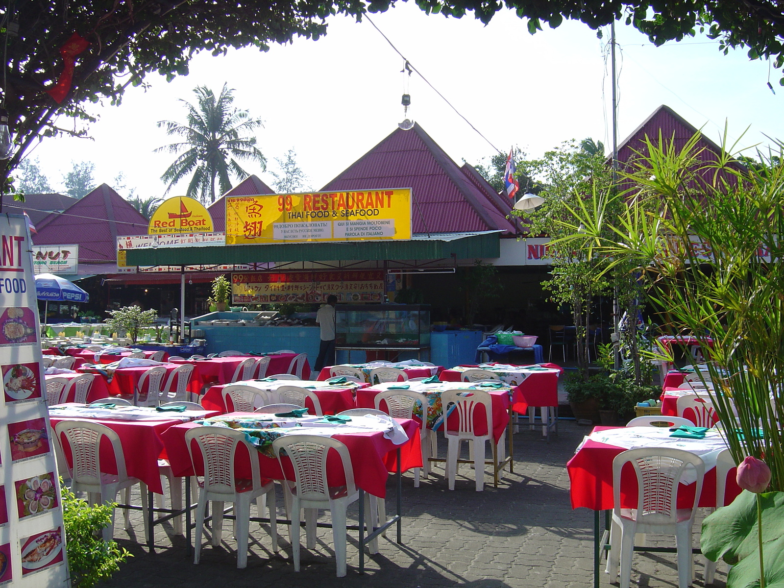 รูปถ่าย ไทย(Thailand) ภูเก็ต(Phuket) ป่าตอง(Patong) ถนนสาย 2(2nd Road) 2005-12 17