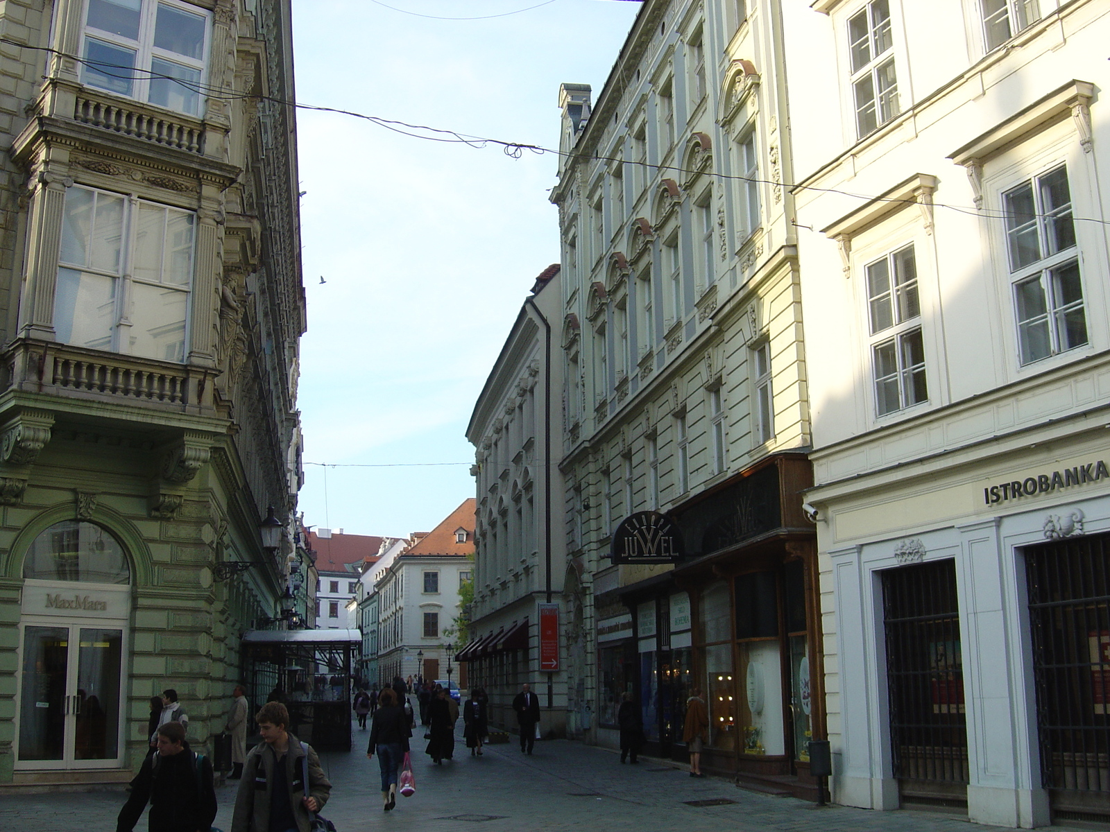 รูปถ่าย สโลวะเกีย(Slovakia) บราทิสลาวา(Bratislava) 2004-11 51