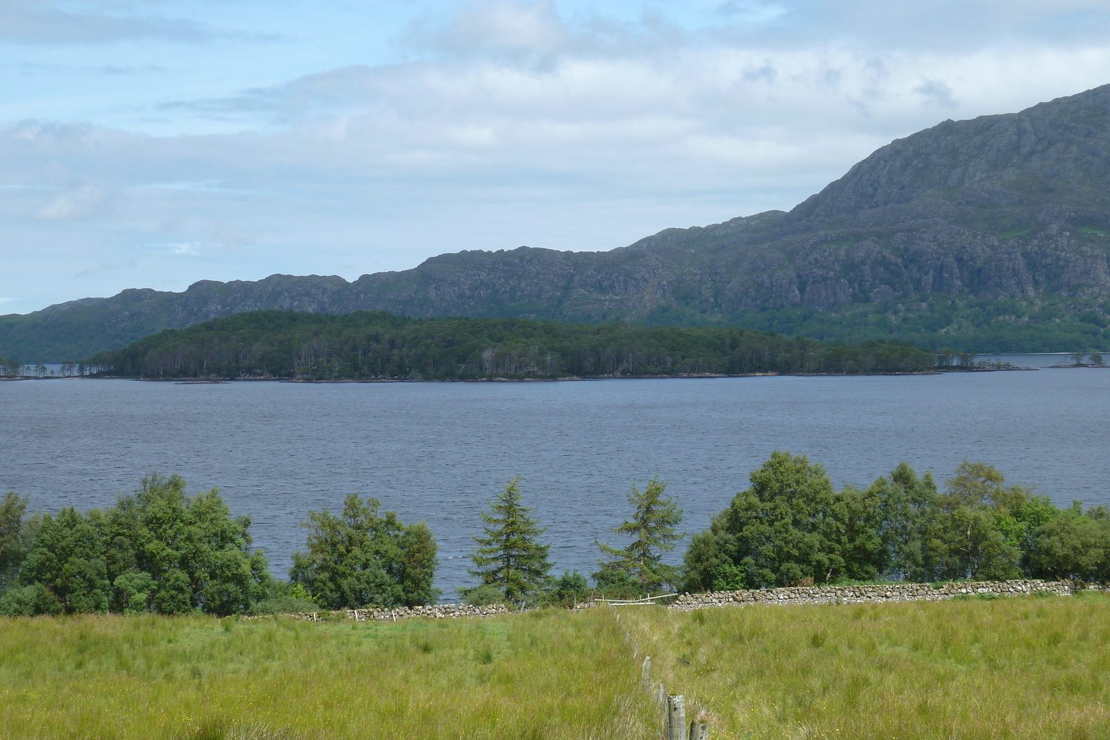รูปถ่าย อังกฤษ(United Kingdom) สกอตแลนด์(Scotland) ทะเลสาบลอคมารี(Loch Maree) 2011-07 20