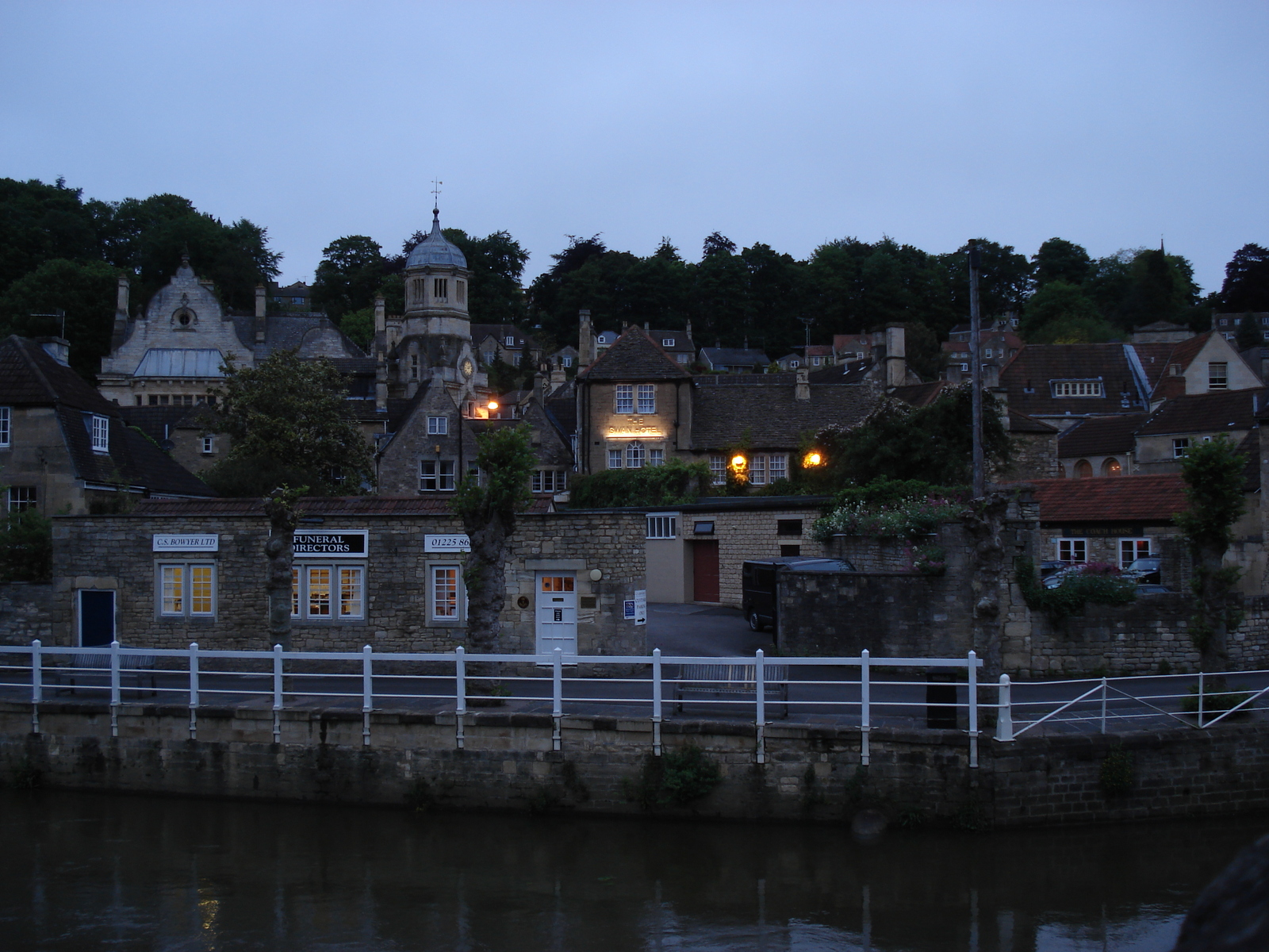 รูปถ่าย อังกฤษ(United Kingdom) แบรดฟอร์ดออนเอวอน(Bradford on Avon) 2006-05 9