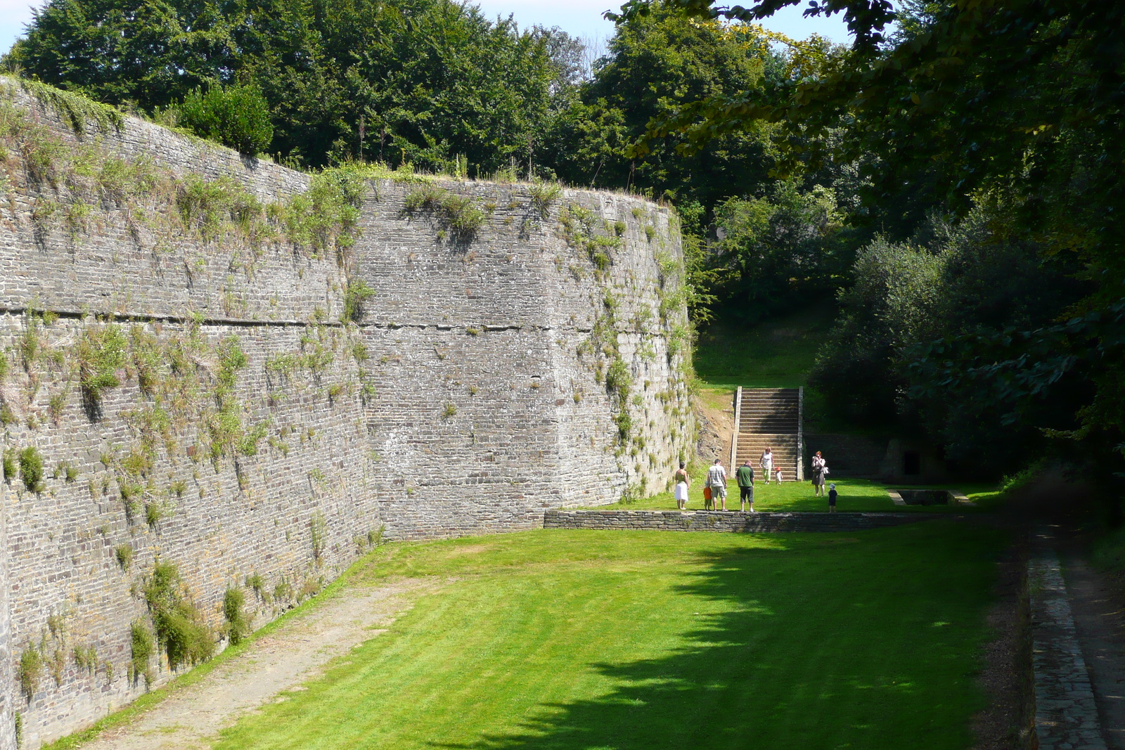 รูปถ่าย ฝรั่งเศส(France) ปองติวี่(Pontivy) ปราสาทดยุกแห่งโรออง(Rohan's Dukes Castle) 2007-08 17