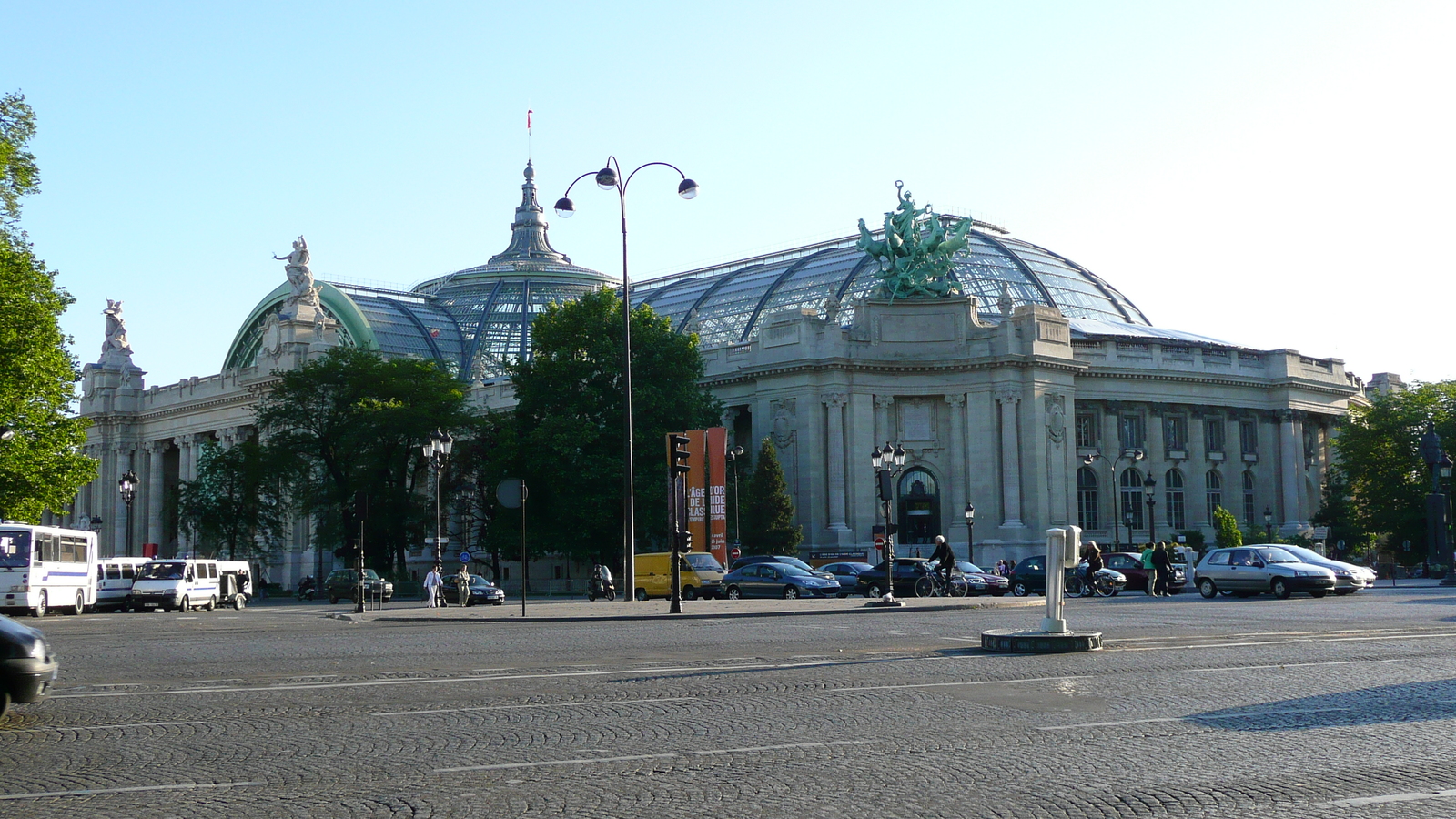 รูปถ่าย ฝรั่งเศส(France) ปารีส(Paris) ช็องเซลีเซ(Champs Elysees) 2007-04 74