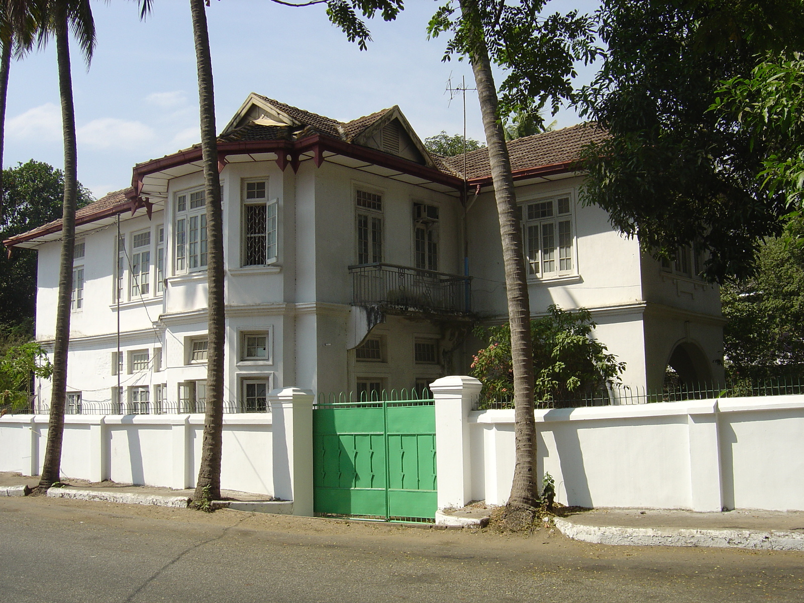 รูปถ่าย พม่า(Myanmar) ย่างกุ้ง(Yangon) 2005-01 248