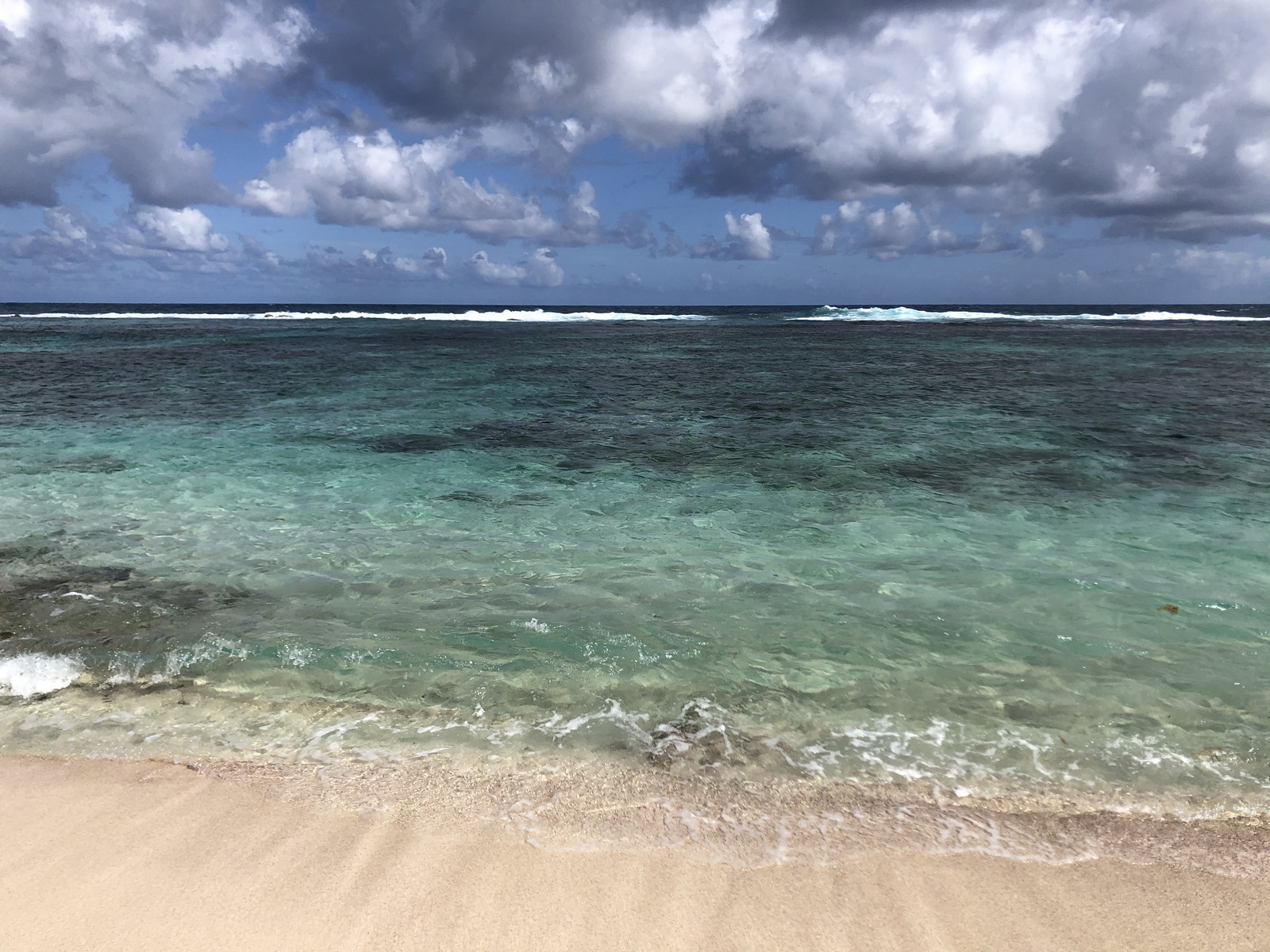 รูปถ่าย กวาเดอลูป(Guadeloupe) หาดกร็องด์อ็องส์เดซาลีน(Grande Anse des Salines Beach) 2021-02 9
