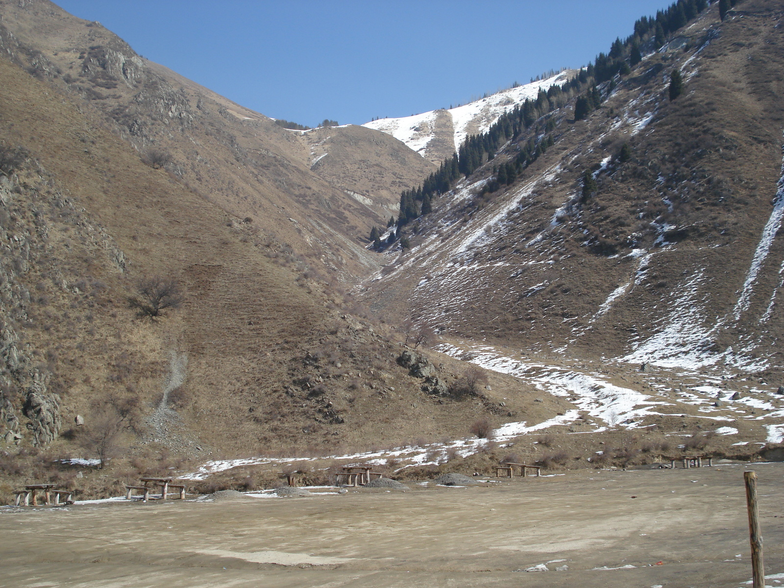 รูปถ่าย คาซัคสถาน(Kazakhstan) อุทยานแห่งชาติอีเลอาลาเตา(Ile Alatau National Park) 2007-03 41