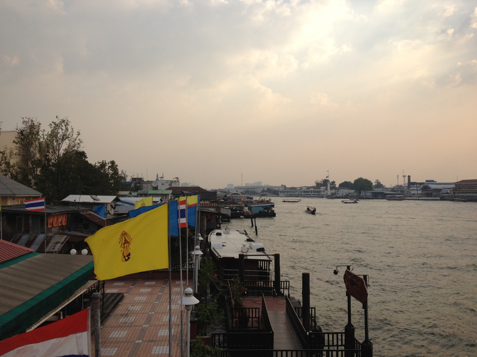 รูปถ่าย ไทย(Thailand) กรุงเทพมหานคร(Bangkok) 2012-12 75