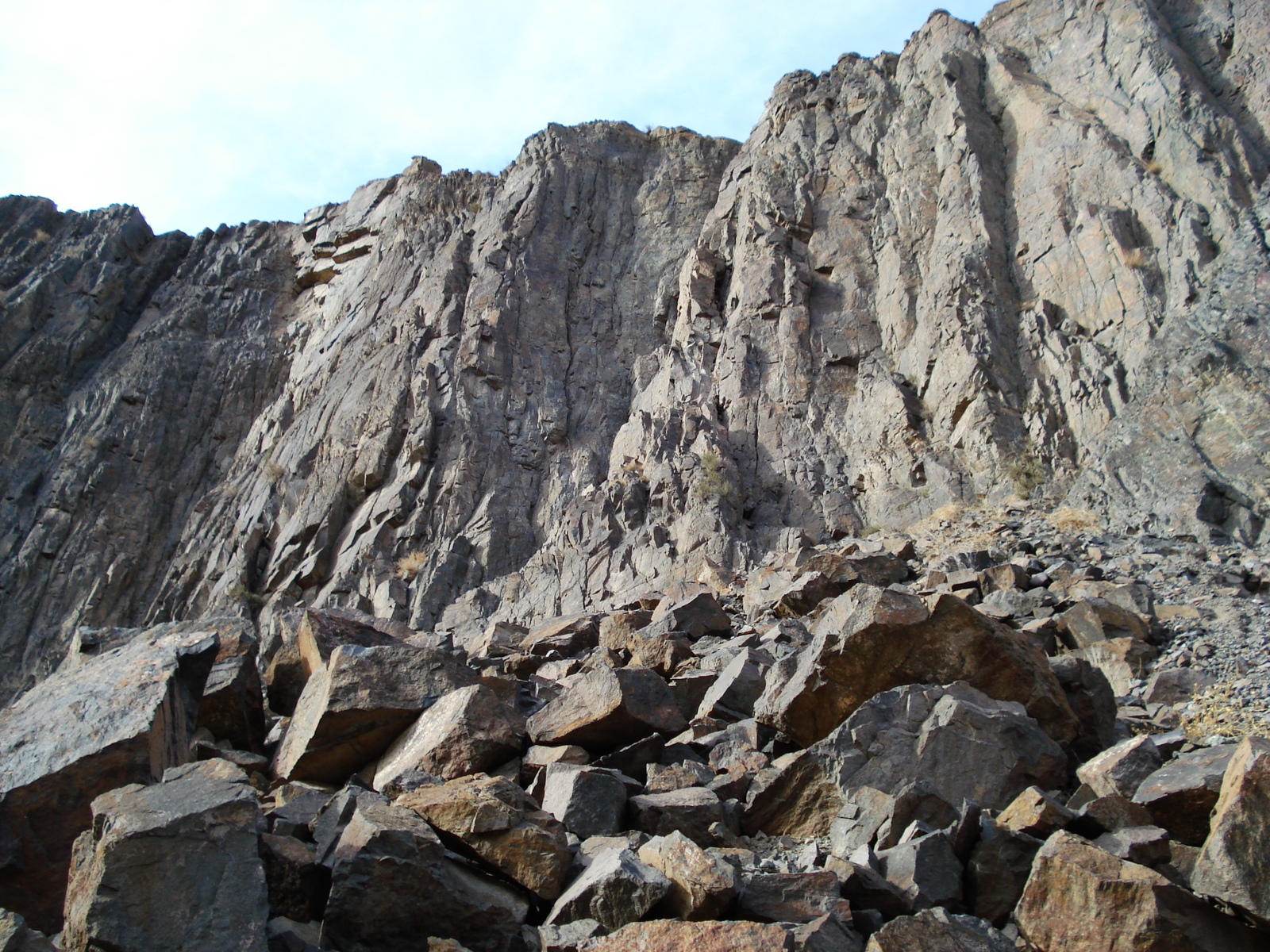 รูปถ่าย คาซัคสถาน(Kazakhstan) หุบผาชารึน(Charyn Canyon) 2007-03 17