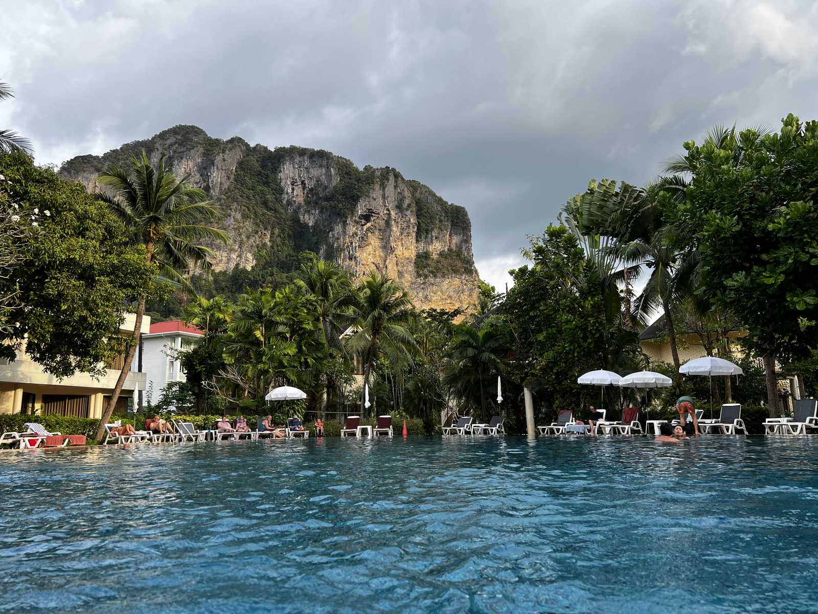 รูปถ่าย ไทย(Thailand) กระบี่(Krabi) อ่าวนาง(Ao Nang) 2023-01 109