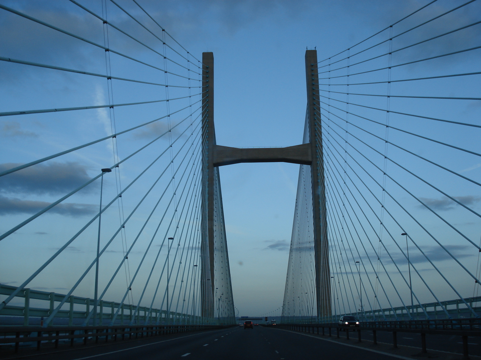 รูปถ่าย อังกฤษ(United Kingdom) เซเวิร์น  บริดจ์(Severn bridge) 2006-05 7