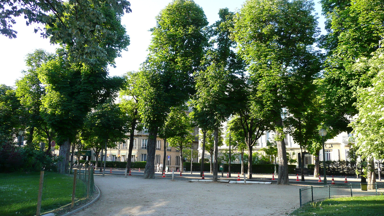 รูปถ่าย ฝรั่งเศส(France) ปารีส(Paris) ช็องเซลีเซ(Champs Elysees) 2007-04 65