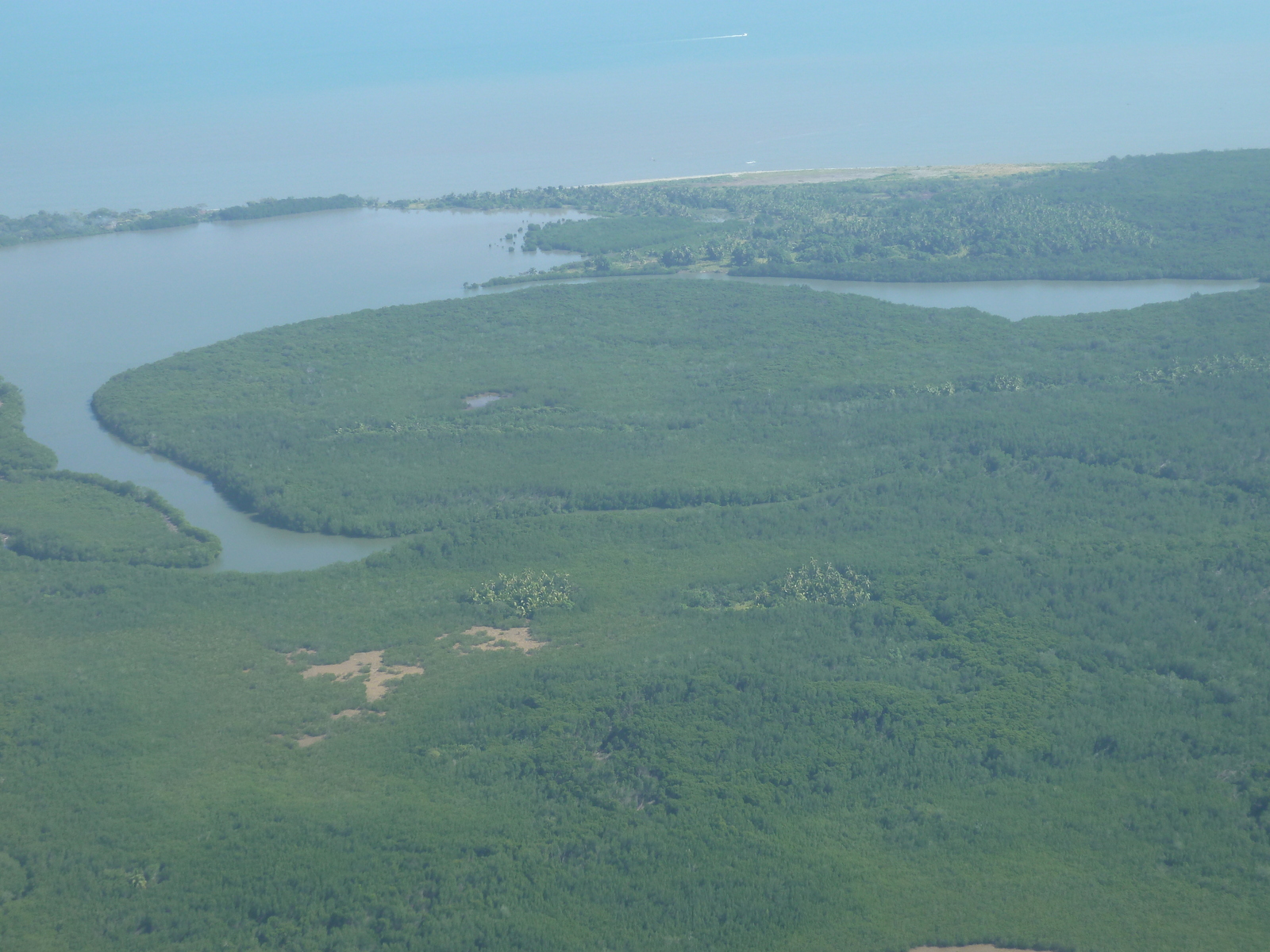 รูปถ่าย ฟิจิ(Fiji) ฟิจิจากมุมสูง(Fiji from the sky) 2010-05 16
