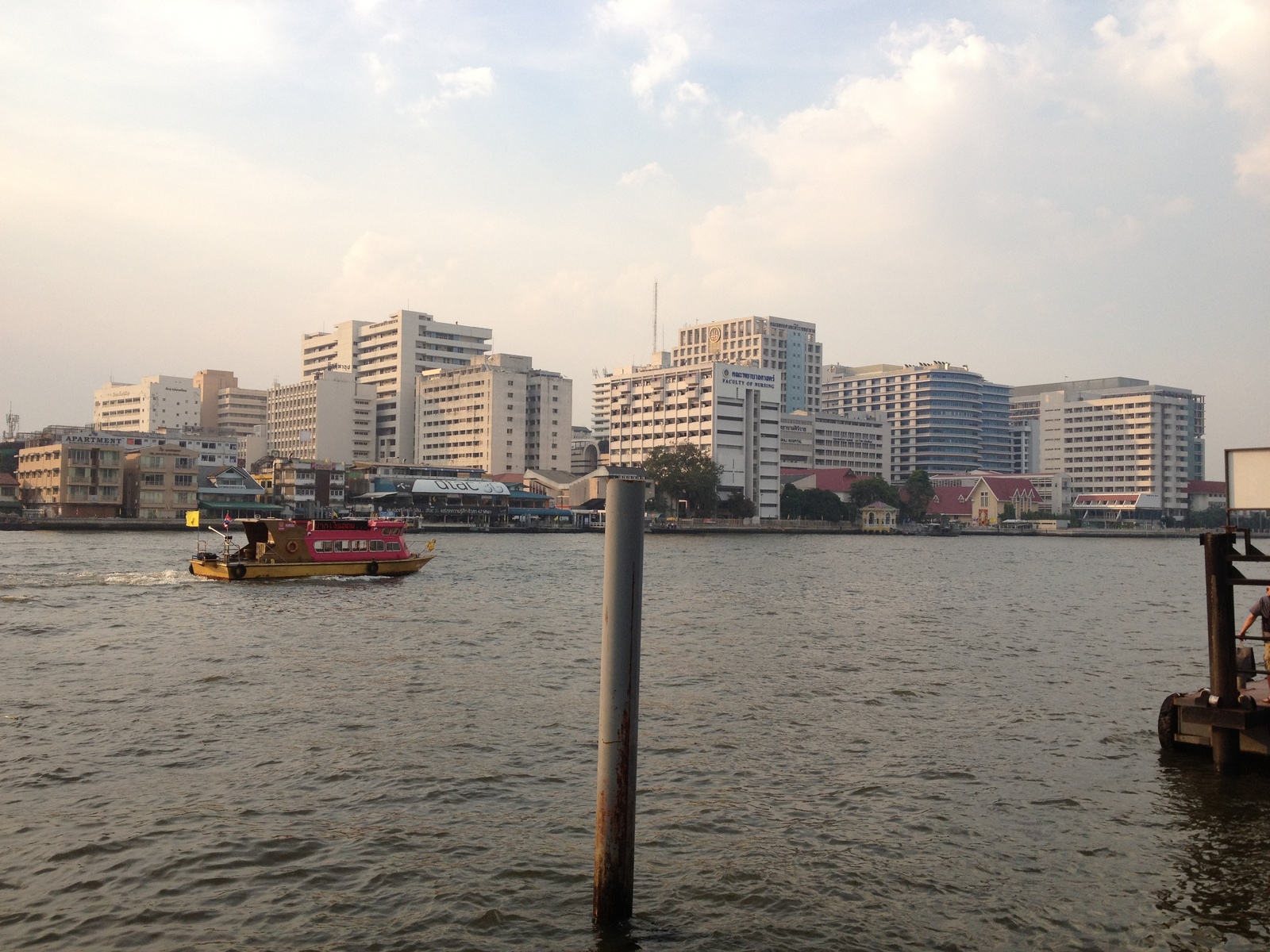รูปถ่าย ไทย(Thailand) กรุงเทพมหานคร(Bangkok) 2012-12 0