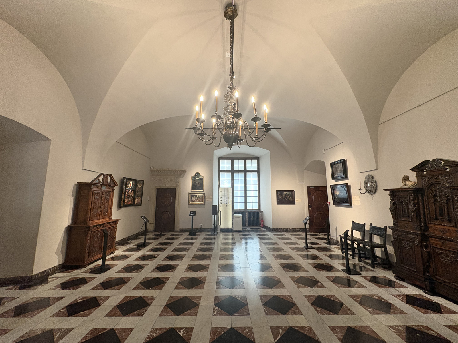 รูปถ่าย โปแลนด์(Poland) คราคูฟ(Krakow) ปราสาทวาเวล(Wawel castle) 2026-09 86