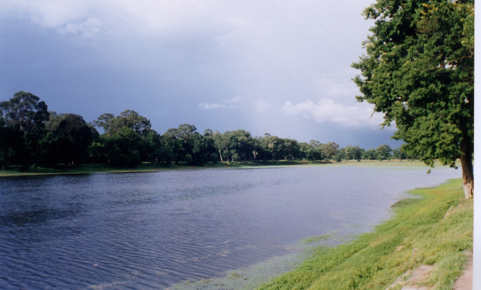 รูปถ่าย กัมพูชา(Cambodia) นครวัต(Angkor) 1996-06 9