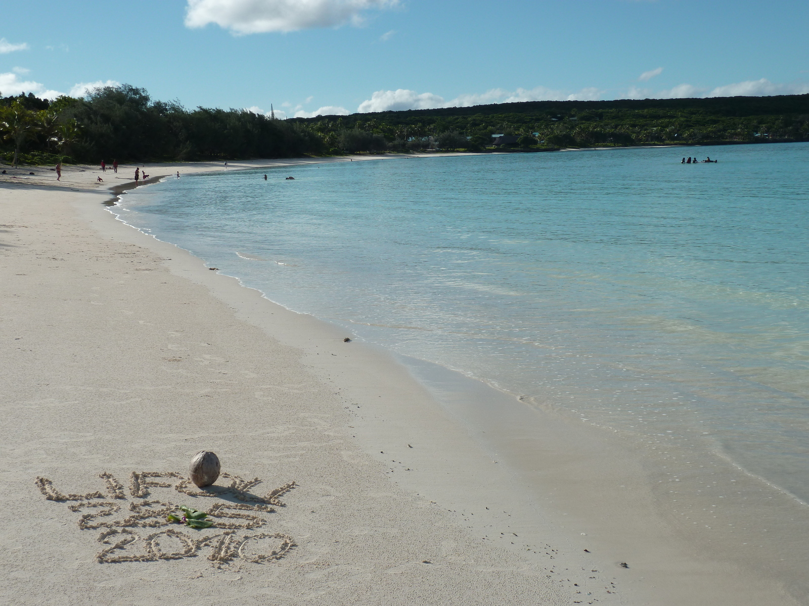 รูปถ่าย นิวแคลิโดเนีย(New Caledonia) เกาะลีฟู(Lifou) อ่าวชาโตบรีย็อง(Chateaubriand Bay) 2010-05 52