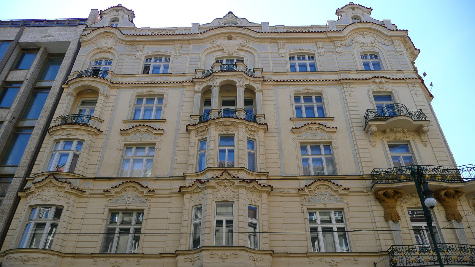 รูปถ่าย สาธารณรัฐเช็ก(Czech Republic) ปราก(Prague) 17 ลิสโตปาดื(17 Listopadu) 2007-07 22