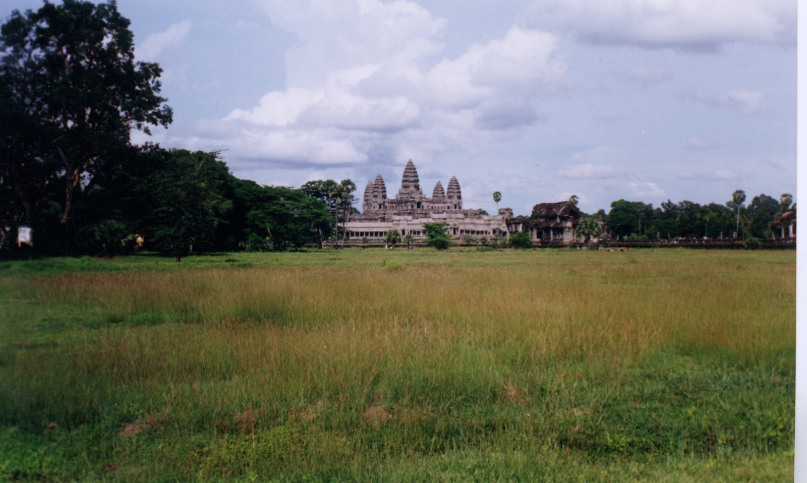 รูปถ่าย กัมพูชา(Cambodia) นครวัต(Angkor) 1996-06 71