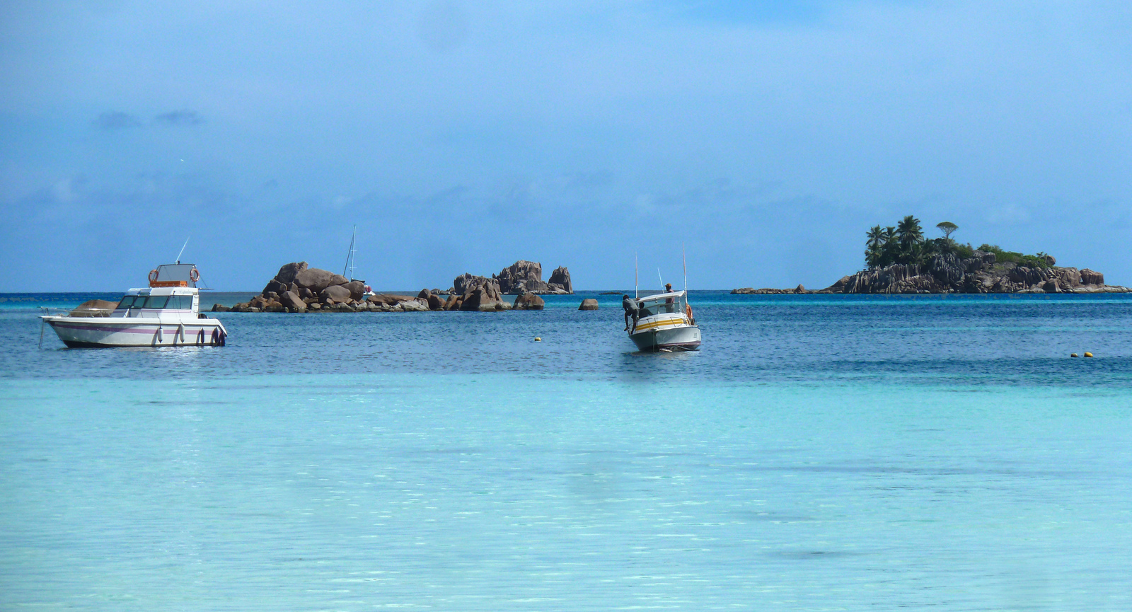 รูปถ่าย เซเชลส์(Seychelles) เกาะปราลิน(Praslin) 2011-10 102